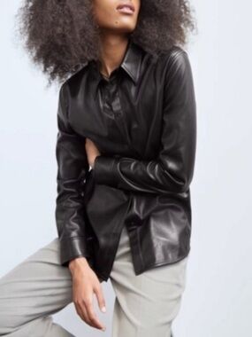ARITZIA BABATON FAUX LEATHER TOP